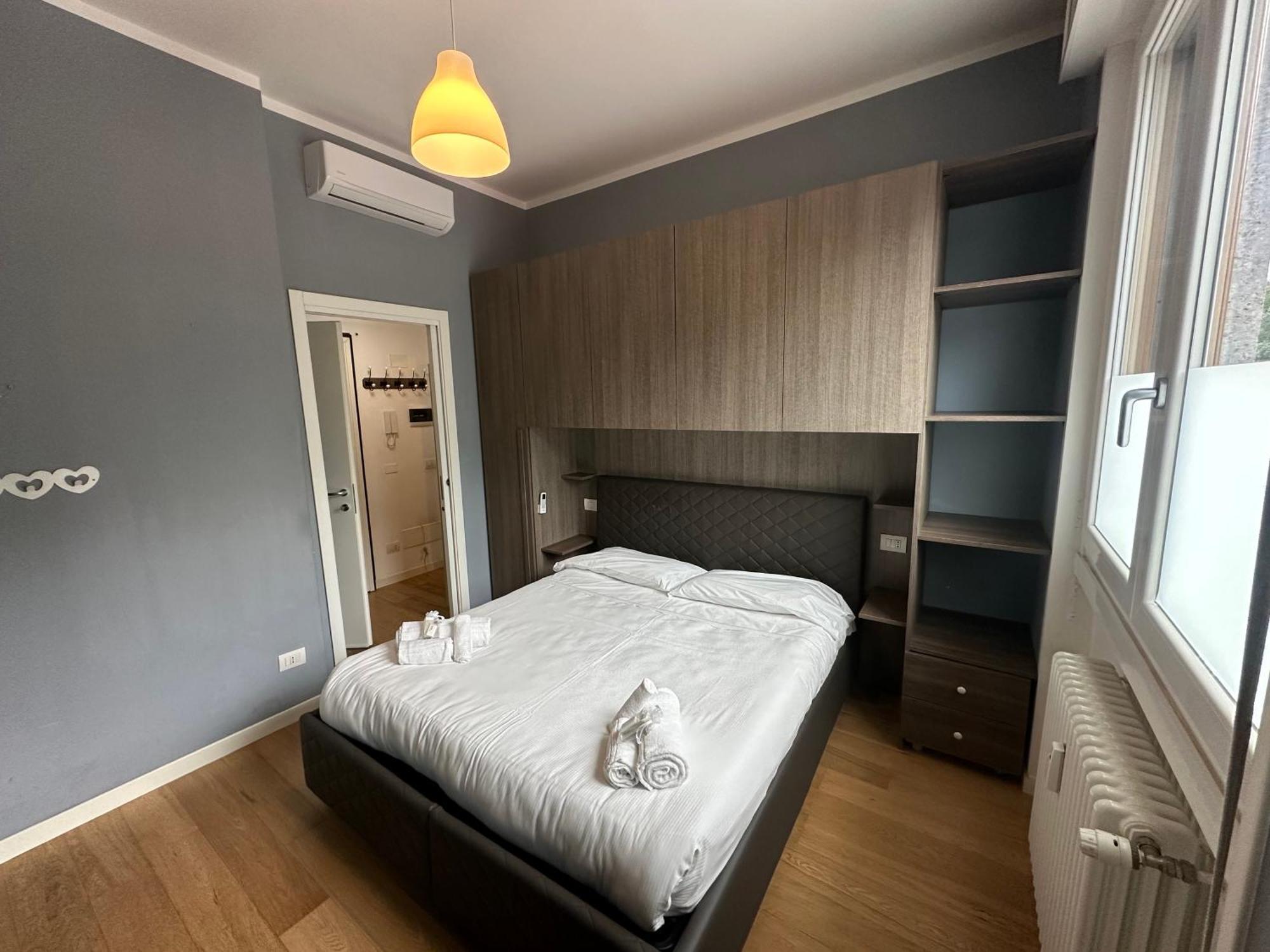 Metro Famagosta - Modern Suite Free Wifi & Parking Milan Exterior photo